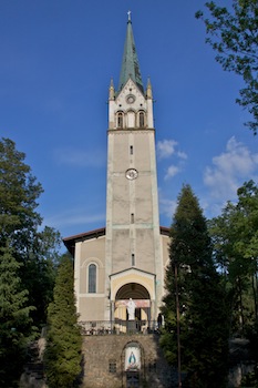 Kościół w Mysłakowicach Kościół w Mysłakowicach